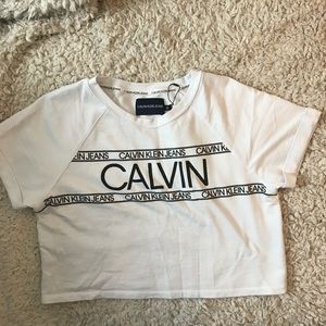 Calvin Klein cropped shirt large